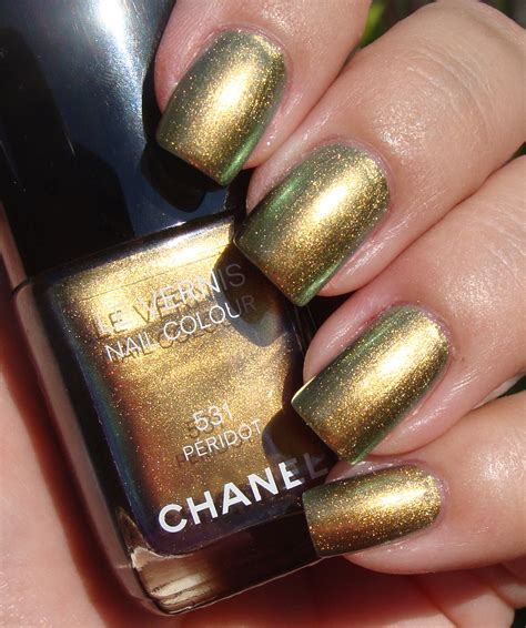 chanel peridot nail polish|chanel peridot le vernis.